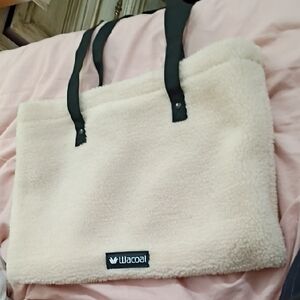 Wacoal Soft Cream Tote with Black Straps